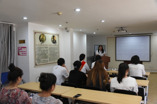 吉林分公司携手吉林省肿瘤医院前往长春市南关区新里社区开展义诊活动。医护人员们认真解答市民们关于常见疾病的预防、治疗及康复等方面的疑问，积极普及健康生活方式和医疗保健知识。工作人员向居民们宣传反保险欺诈、防范非法集资等相关金融知识。